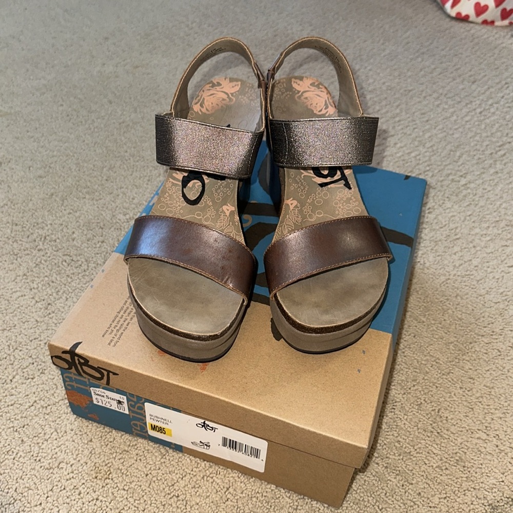 Women’s OTBT wedges